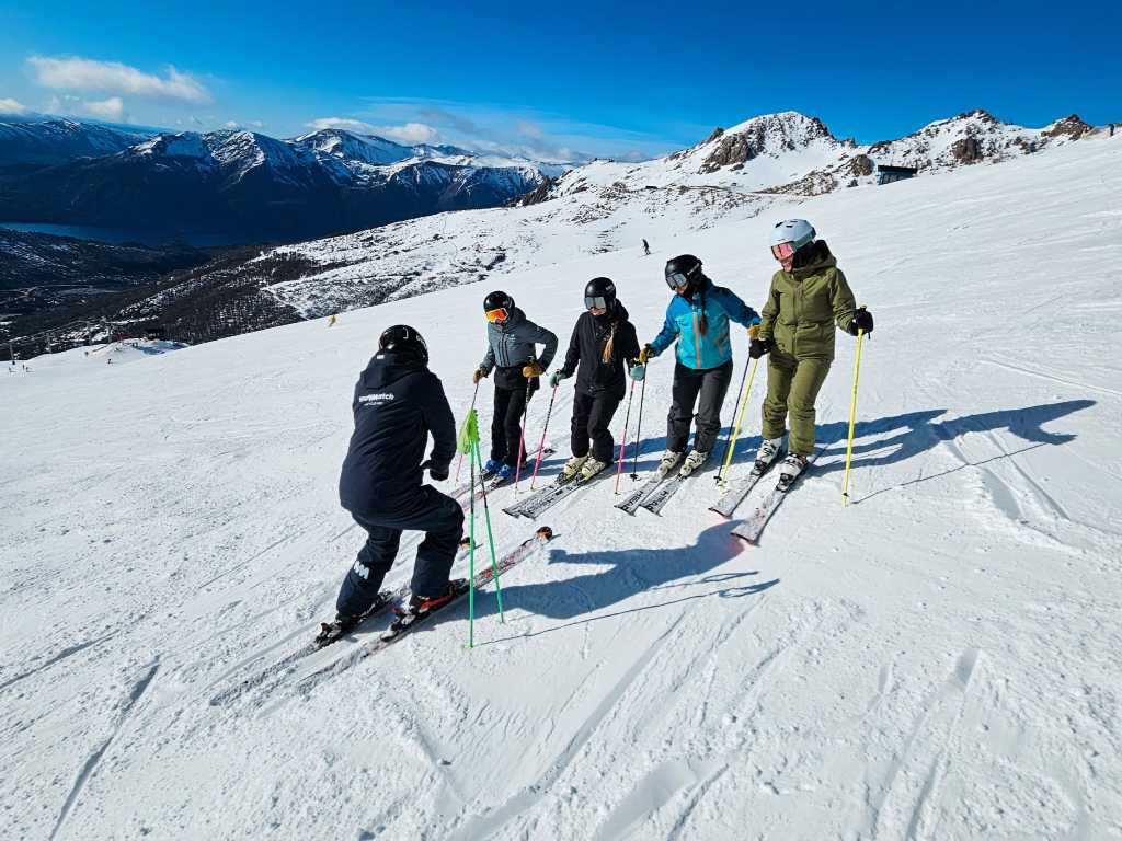 Todo lo que necesitas saber antes de tu clase de esquí con SnowMatch